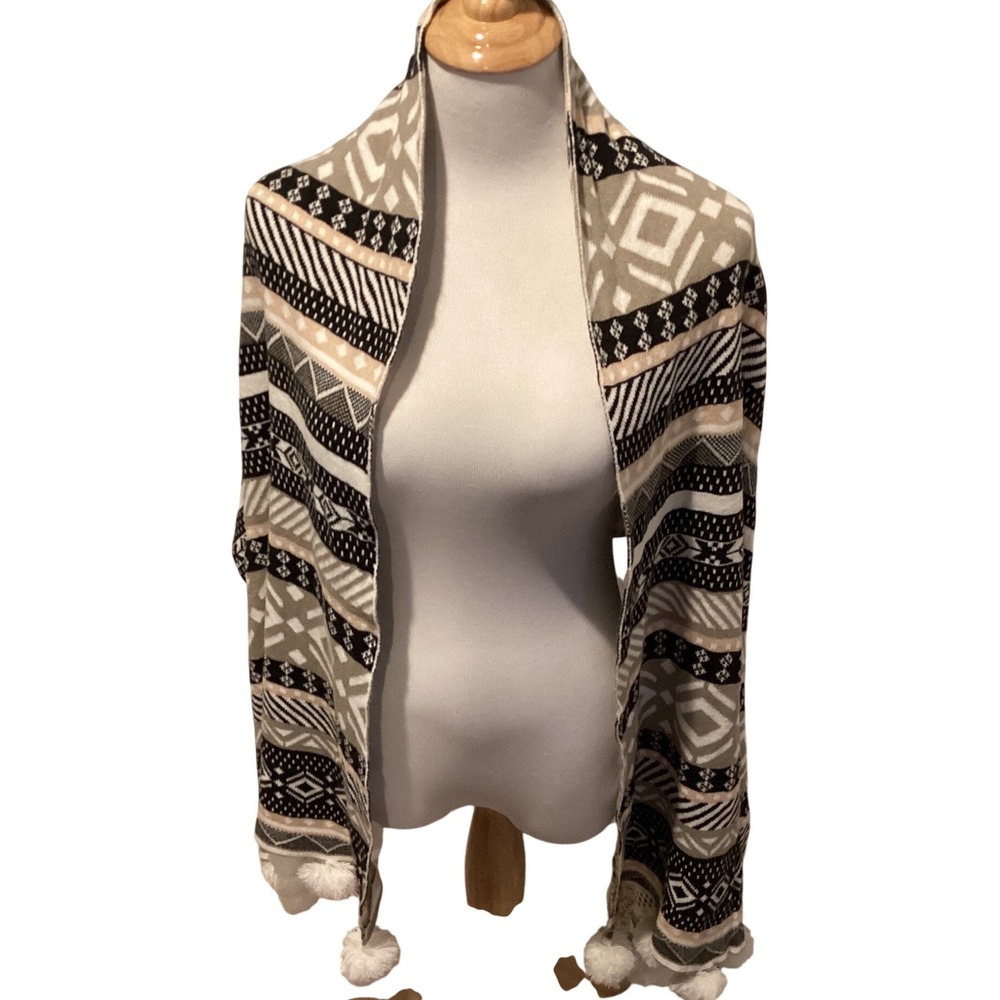 H&M Geometric Pattern Scarf Shawl Wrap Beige Black White Pom Poms One Size